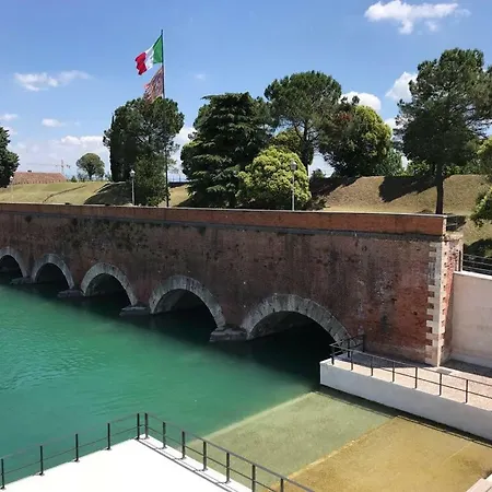 Daire Canaletto Luxury Peschiera del Garda